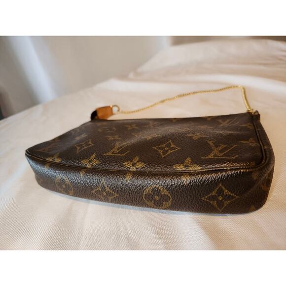 Louis Vuitton Monogram Pochette Accessoires Brown Shoulder Bag Y2K Style - Picture 8 of 15